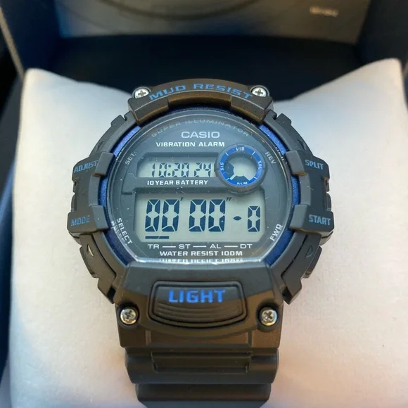 Casio Mud Resistant Stainless Steel Quartz New! - Picture 4 of 8